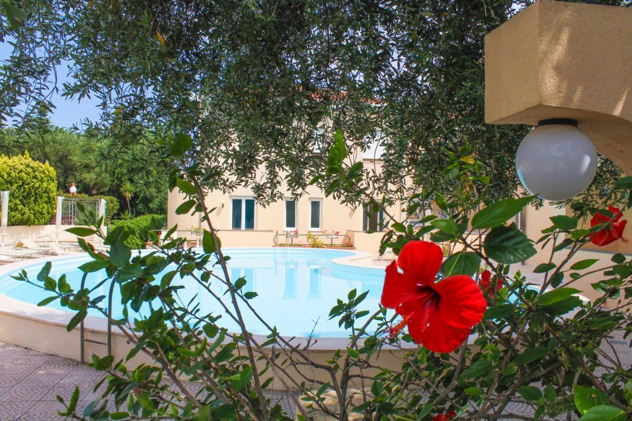 Hotel America Marina di Camerota Eksteriør bilde